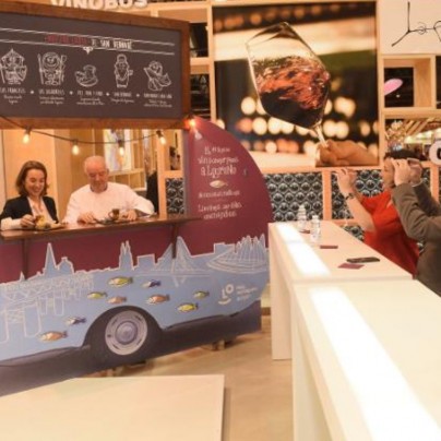 Lorenzo Cañas presents "Bernabé" to all the rioja “tapas” caterings